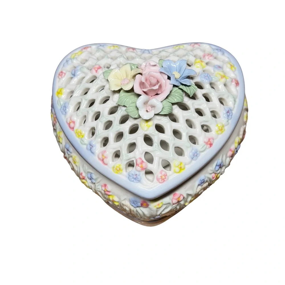 Vintage Heart Shaped Ceramic Trinket Box Pierced Lattice Lid Floral Relief White